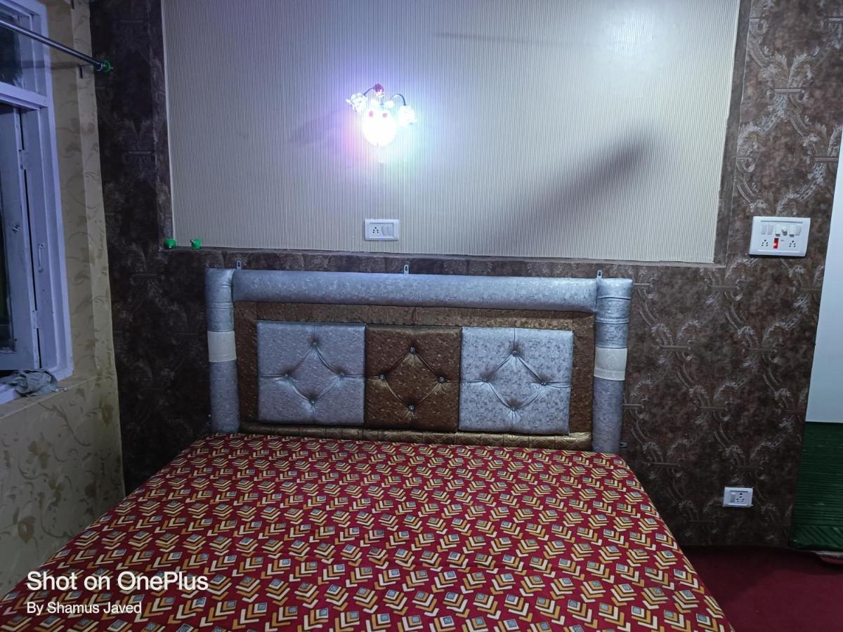 Hotel New Heaven Canal Srīnagar Extérieur photo