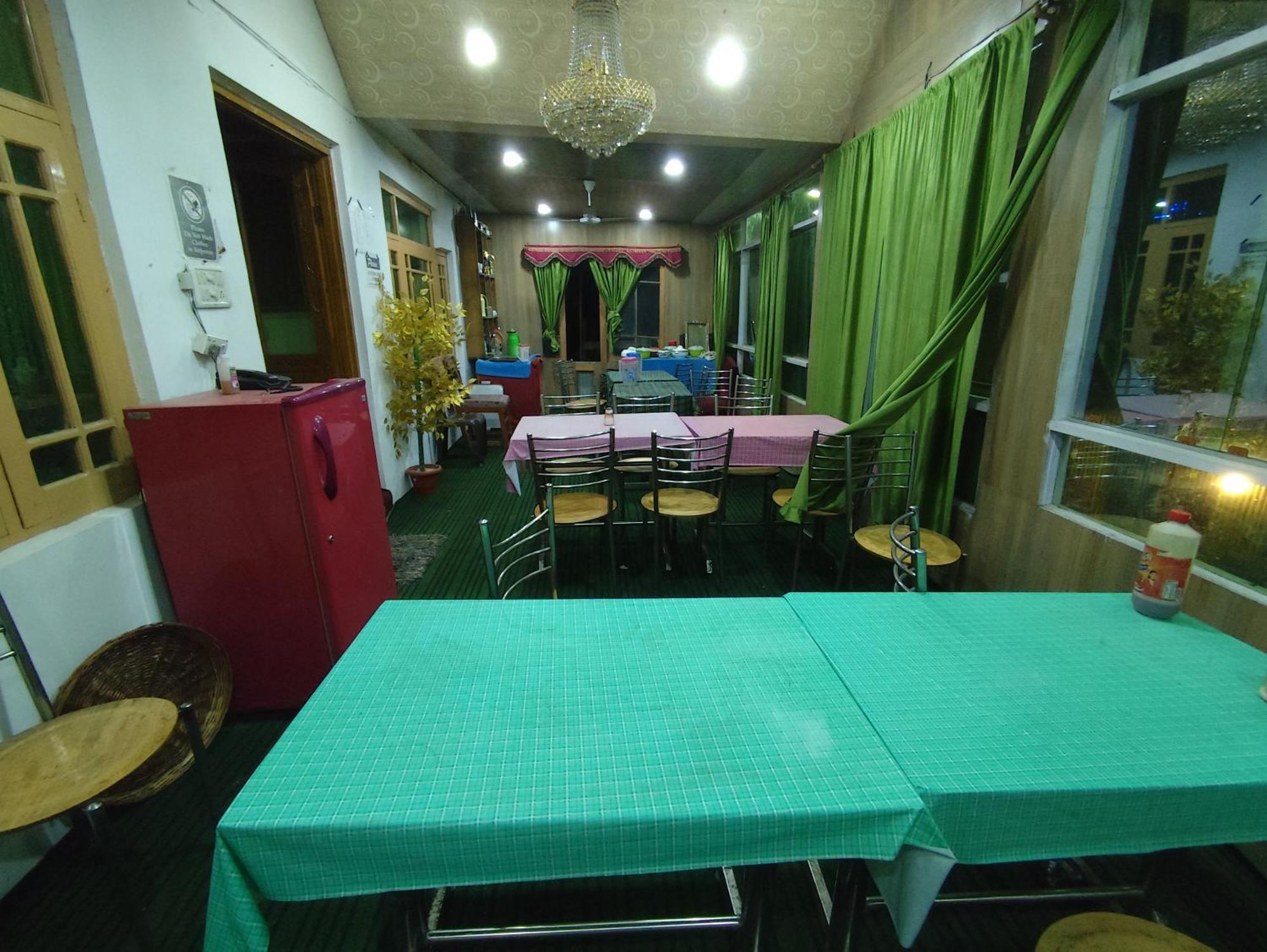 Hotel New Heaven Canal Srīnagar Extérieur photo