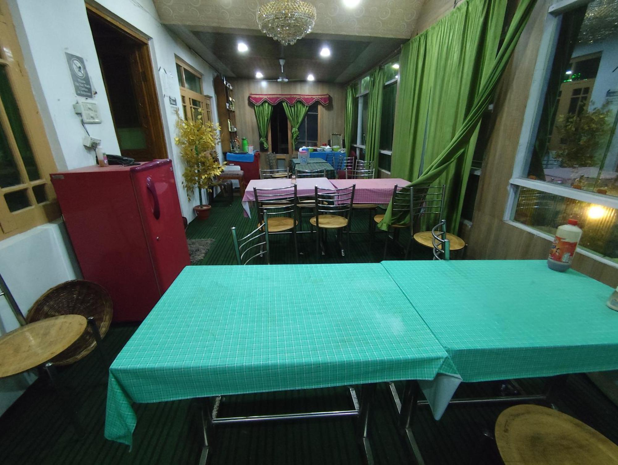 Hotel New Heaven Canal Srīnagar Extérieur photo